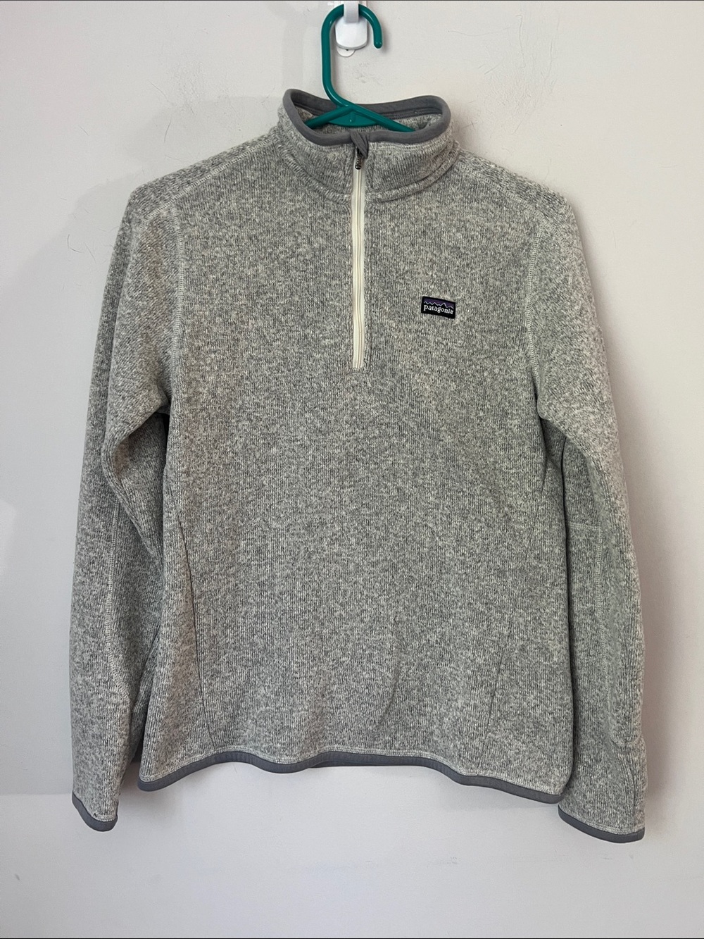Patagonia Women’s  Light Gray Quarter-Zip Fleece Pullover Sz Medium 💚